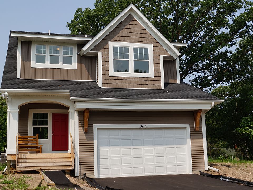 Beautiful New Home in GV