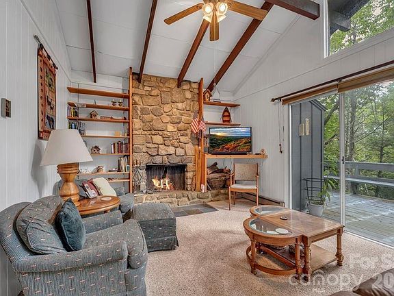 5th image of 211 Foxgrape Hollow Rd #77