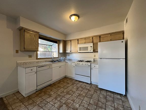 5th image of 1138 Arcadian Ave #A
