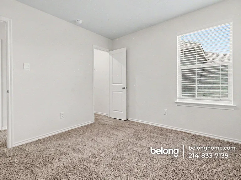 1109 Sunflower Ln — Photo 13