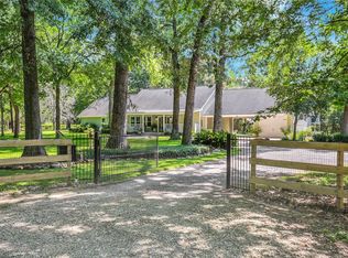 23915 Spring Dr, Hockley, TX 77447