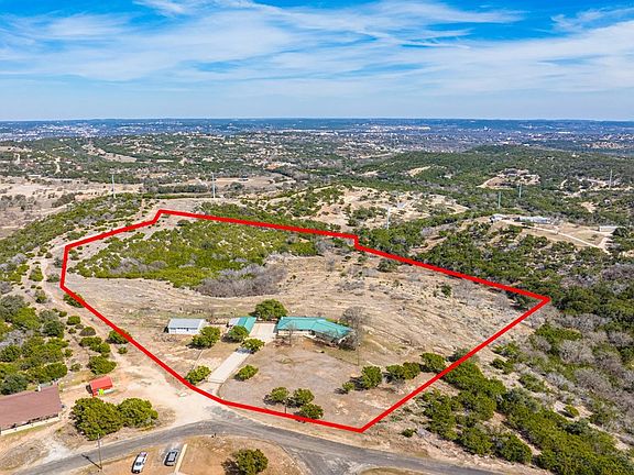 3rd image of 450 Mountain Dr