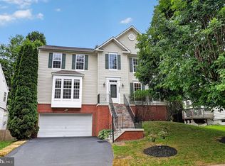 19225 Wheatfield Dr, Germantown, MD 20876