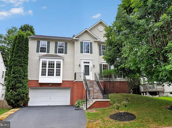 19225 Wheatfield Dr, Germantown, MD 20876