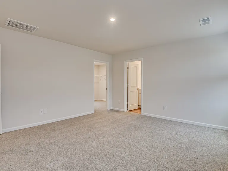 208 Barracks Rd — Photo 13