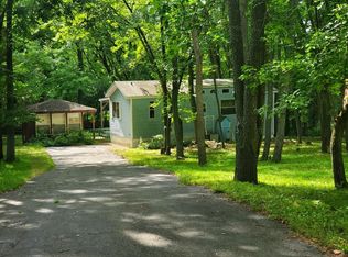 514 Sunset Cir, Edgerton, WI 53534