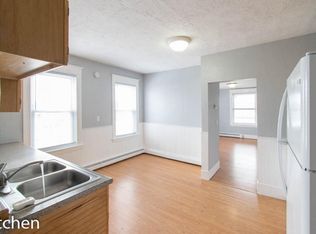 21 Summer St FLOOR 3, Lewiston, ME 04240