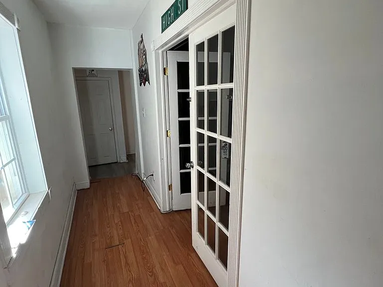 1235 W Cary St — Photo 7
