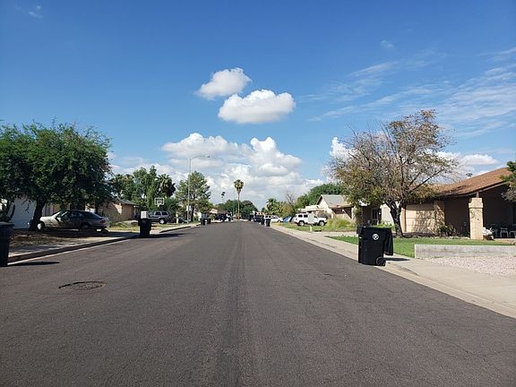 4th image of 2451 E Dolphin Ave