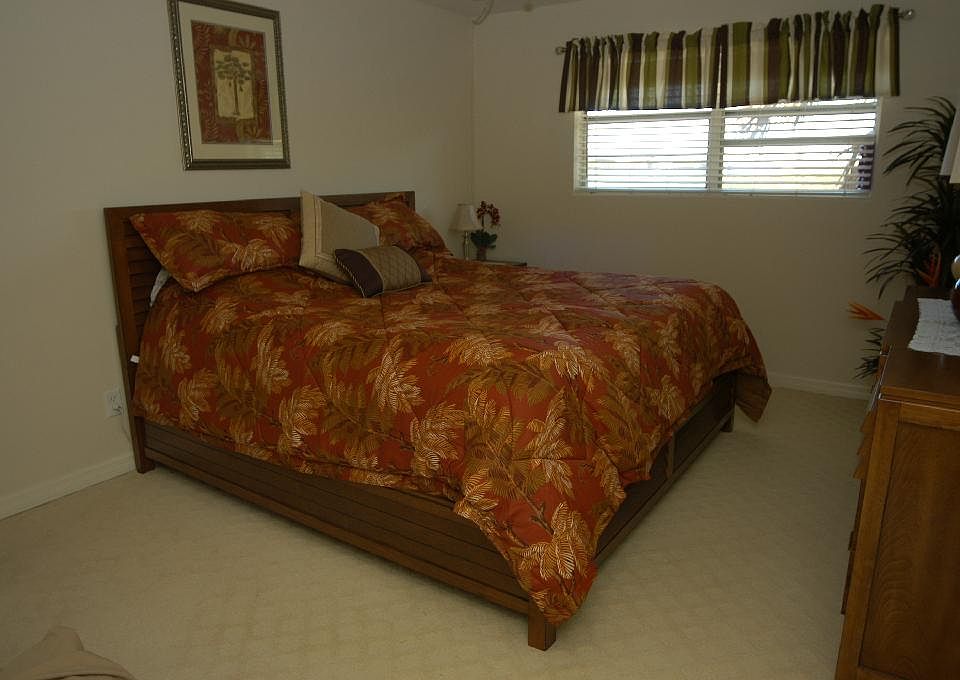 1st image of 3600 S Peninsula Dr APT 12