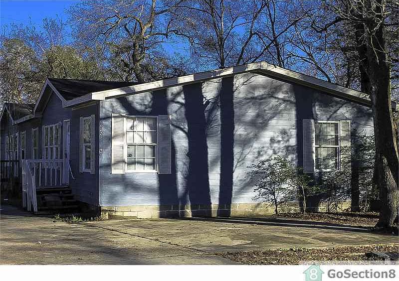 1st image of 6806 Covington Dr Trlr B
