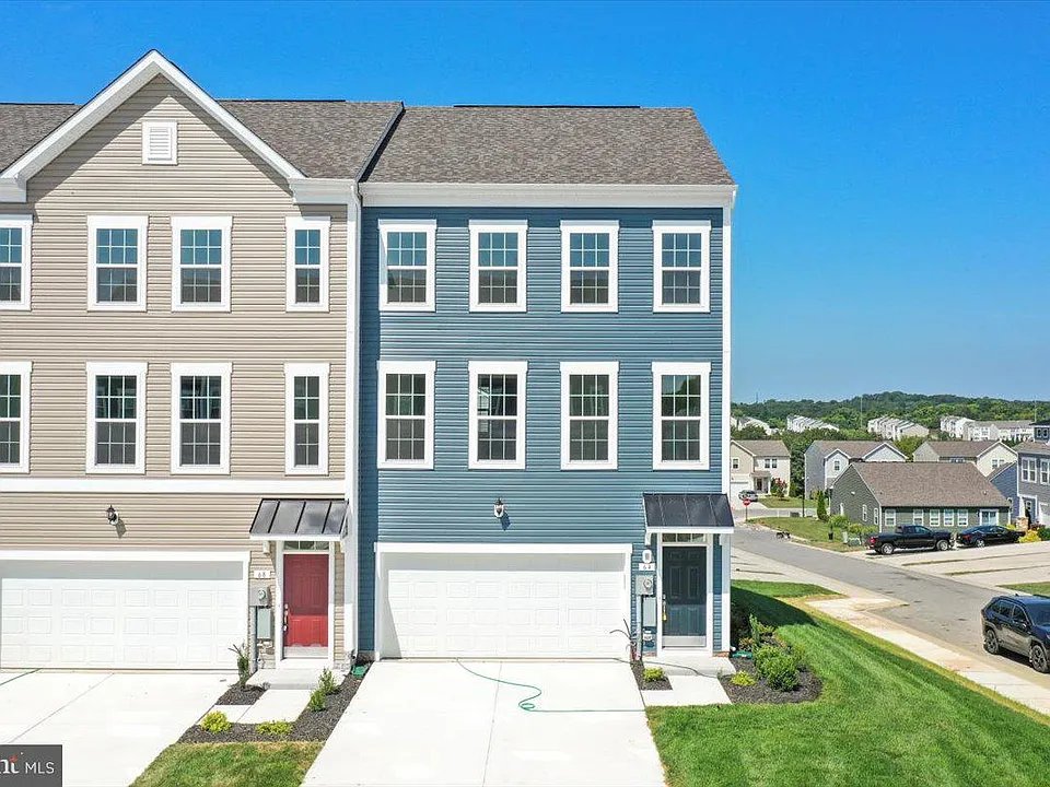 64 Stafford Pl