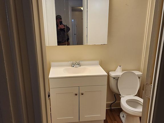 2nd image of 123 N 4th Ave APT 1