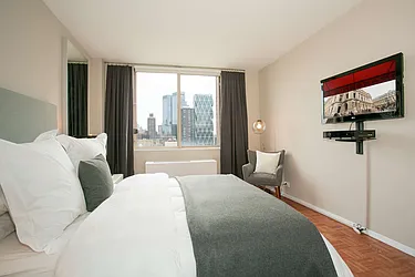 Rented by ER (DO NOT USE)