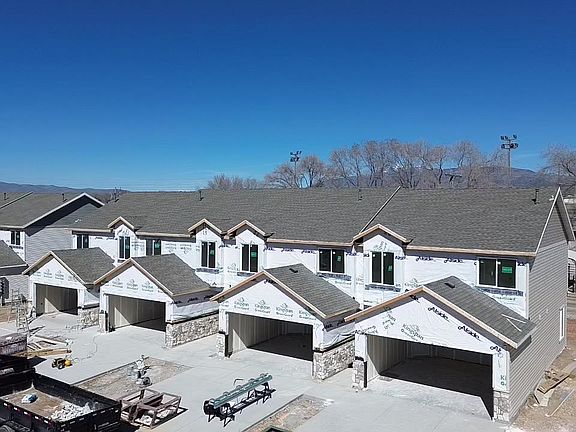 2nd image of 72 Cedar Ln