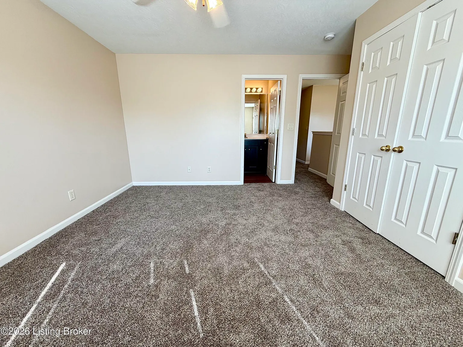 3 bed, 2.5 bath, 1209 sqft, $1,795 — Photo 4
