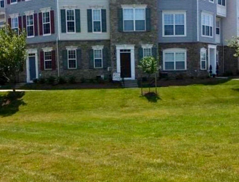 1st image of 21751 Ascot Ct