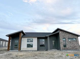 1611 Crooked River Ct, Temple, TX 76502