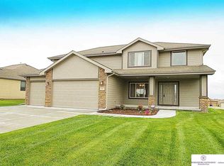6201 S 196th St, Omaha, NE 68135
