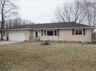 56651 Buckhorn Rd, Three Rivers, MI 49093
