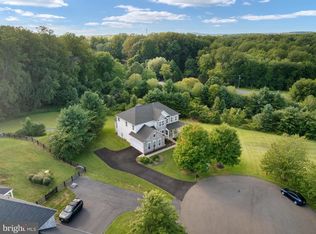 8091 Side Hill Dr, Warrenton, VA 20187