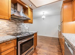 45 Eagle Crest Dr APT 209, Lake Oswego, OR 97035