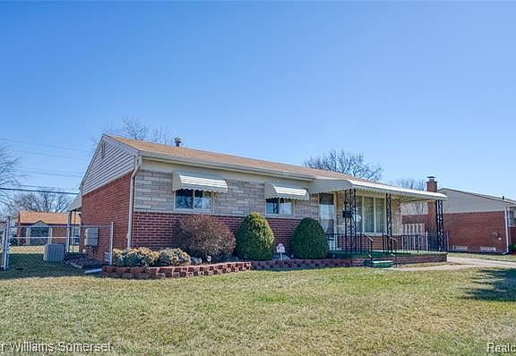 3rd image of 34356 Whittaker St