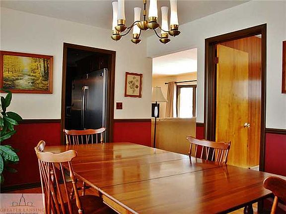 5th image of 1723 E Anderson Way