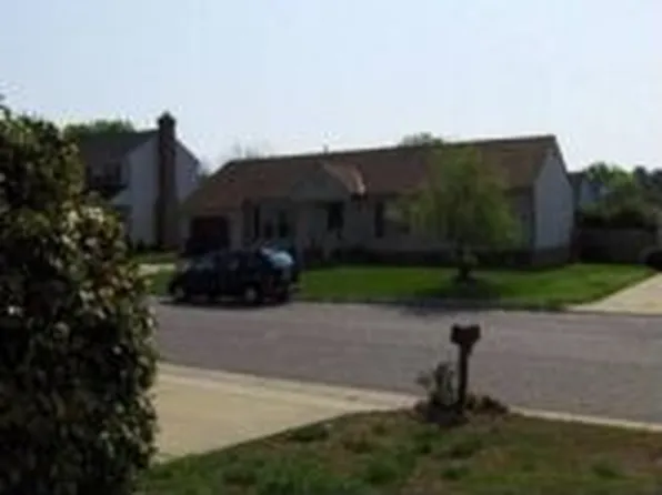 167 Pinecliffe Dr, Colonial Heights, VA 23834