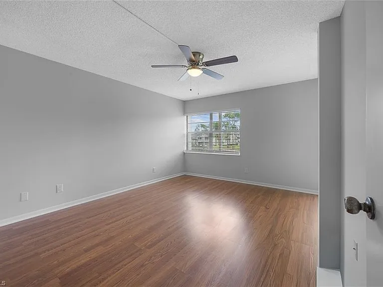1083 Forest Lakes Dr #207 — Photo 16