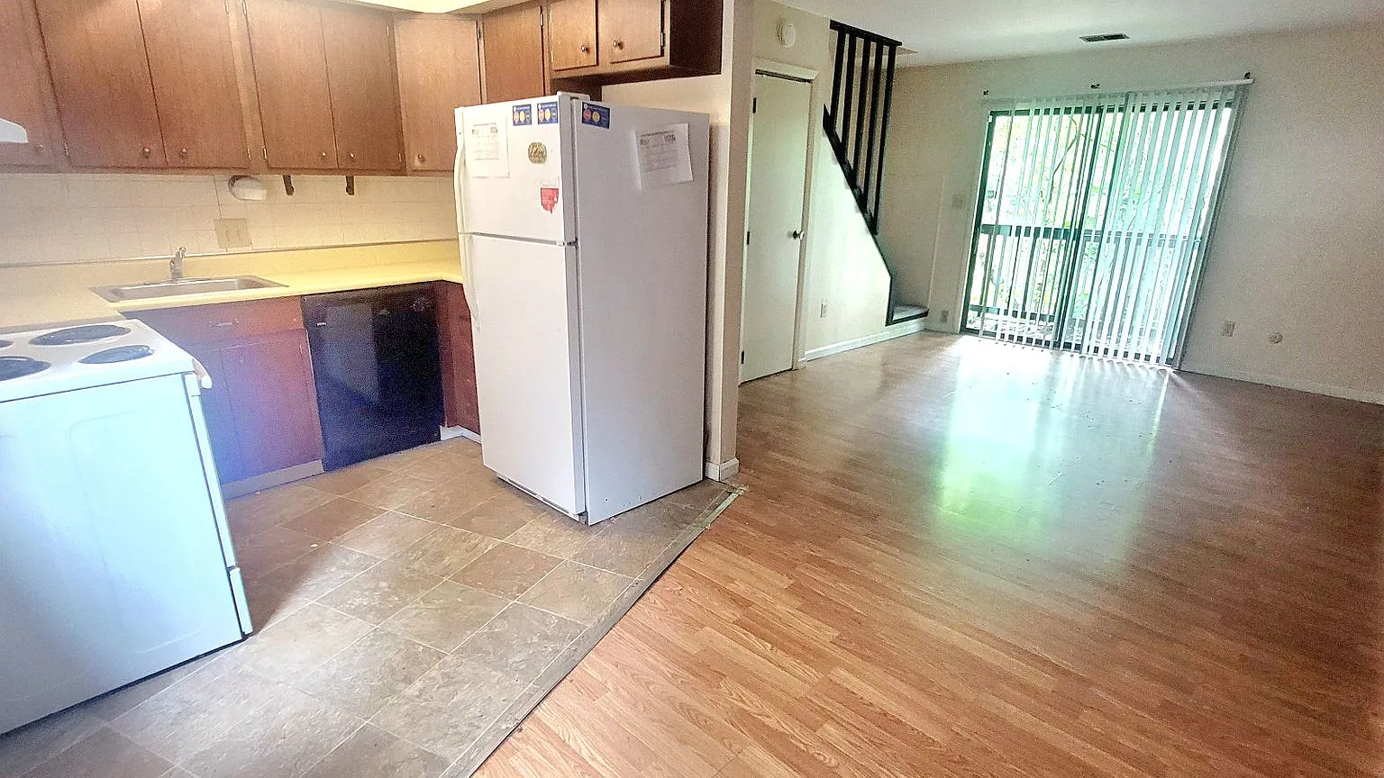 2022 Iuka Ave — Photo 2