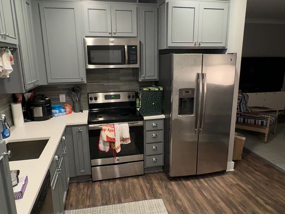 1st image of 133 E Franklin St #640