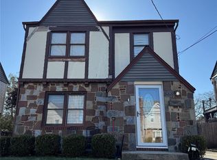 333 Foch Boulevard, Mineola, NY 11501