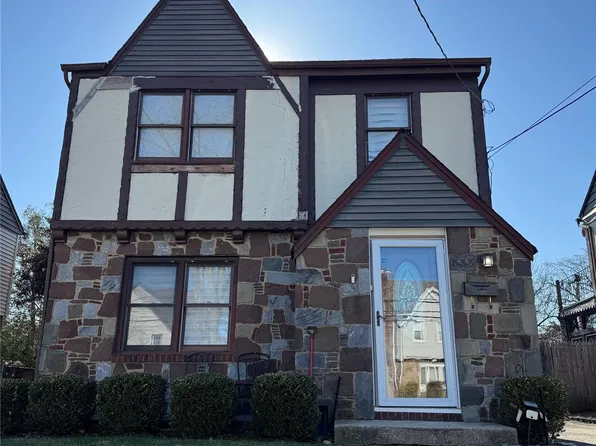 333 Foch Boulevard, Mineola, NY 11501