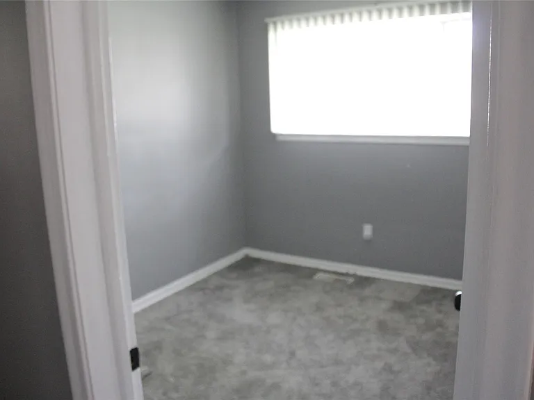 28051 Stuart Ave — Photo 29