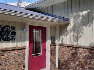5600 Hickock St, West Bloomfield, MI 48324