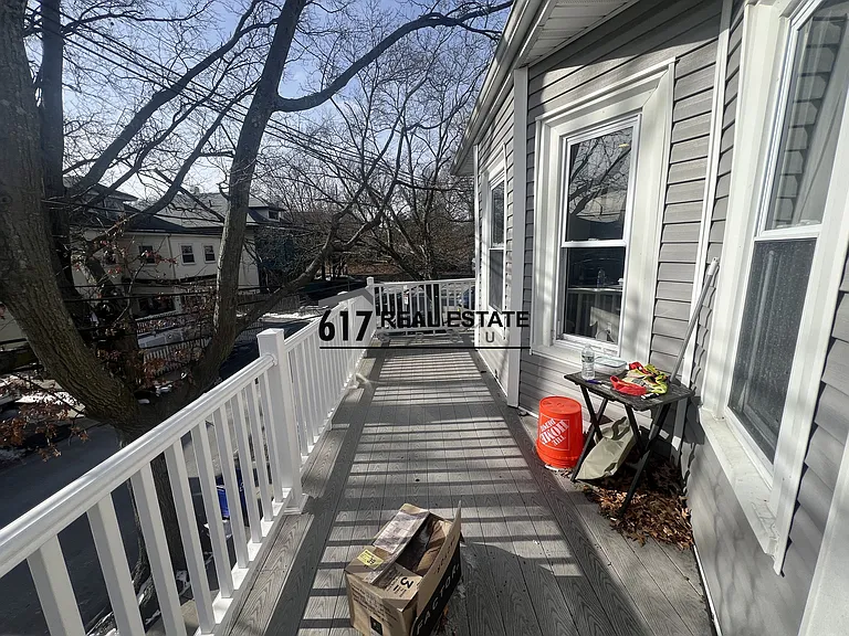 39 Long Ave #2 — Photo 11