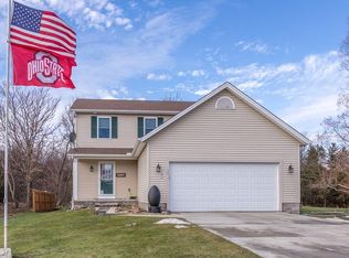 30 Country Ln, Painesville, OH 44077