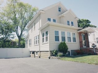 34 Wheeler St, Malden, MA 02148