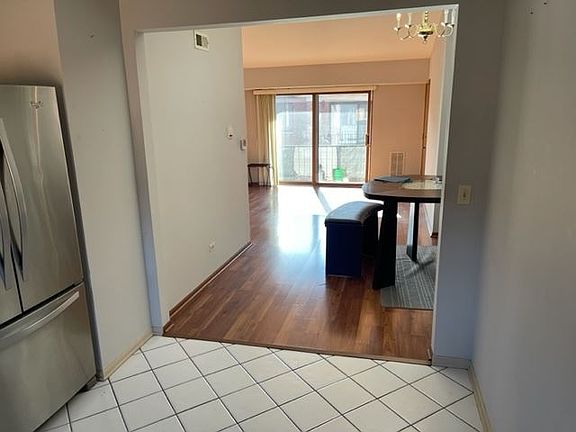 4th image of 8430 W Catalpa Ave Unit 503