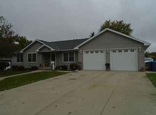 1912 1st Ave, Mendota, IL 61342