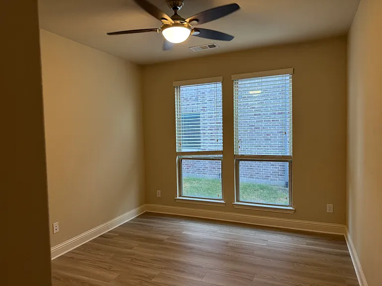 1824 Balboa Park Dr — Photo 37