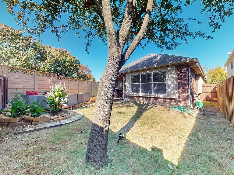6904 Dream Dust Dr — Photo 34