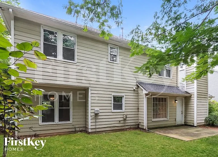 1827 Hickory Creek Ct NW — Photo 15