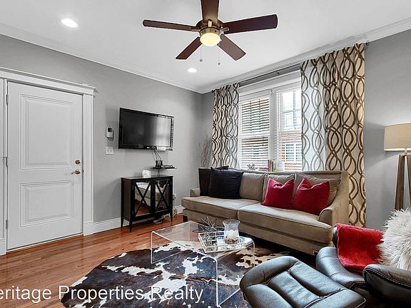 4th image of 4101 Magnolia Ave Unit 207