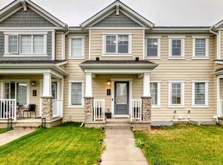 122 S Yorkville Rd SW, Calgary, AB T2X 5B4