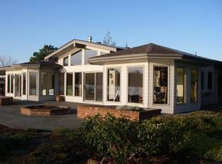 119 Lummi Dr, La Conner, WA 98257