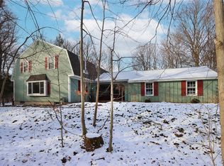 108 Woodberry Ln, Fayetteville, NY 13066