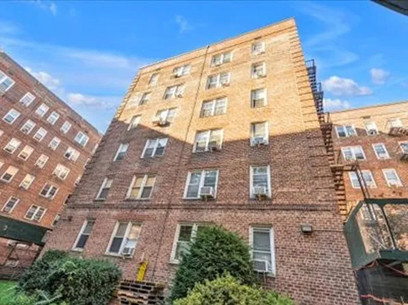 35-48 75th St #3C, Jackson Heights, NY 11372