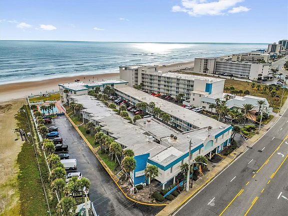 2nd image of 935 S ATLANTIC AVENUE #239